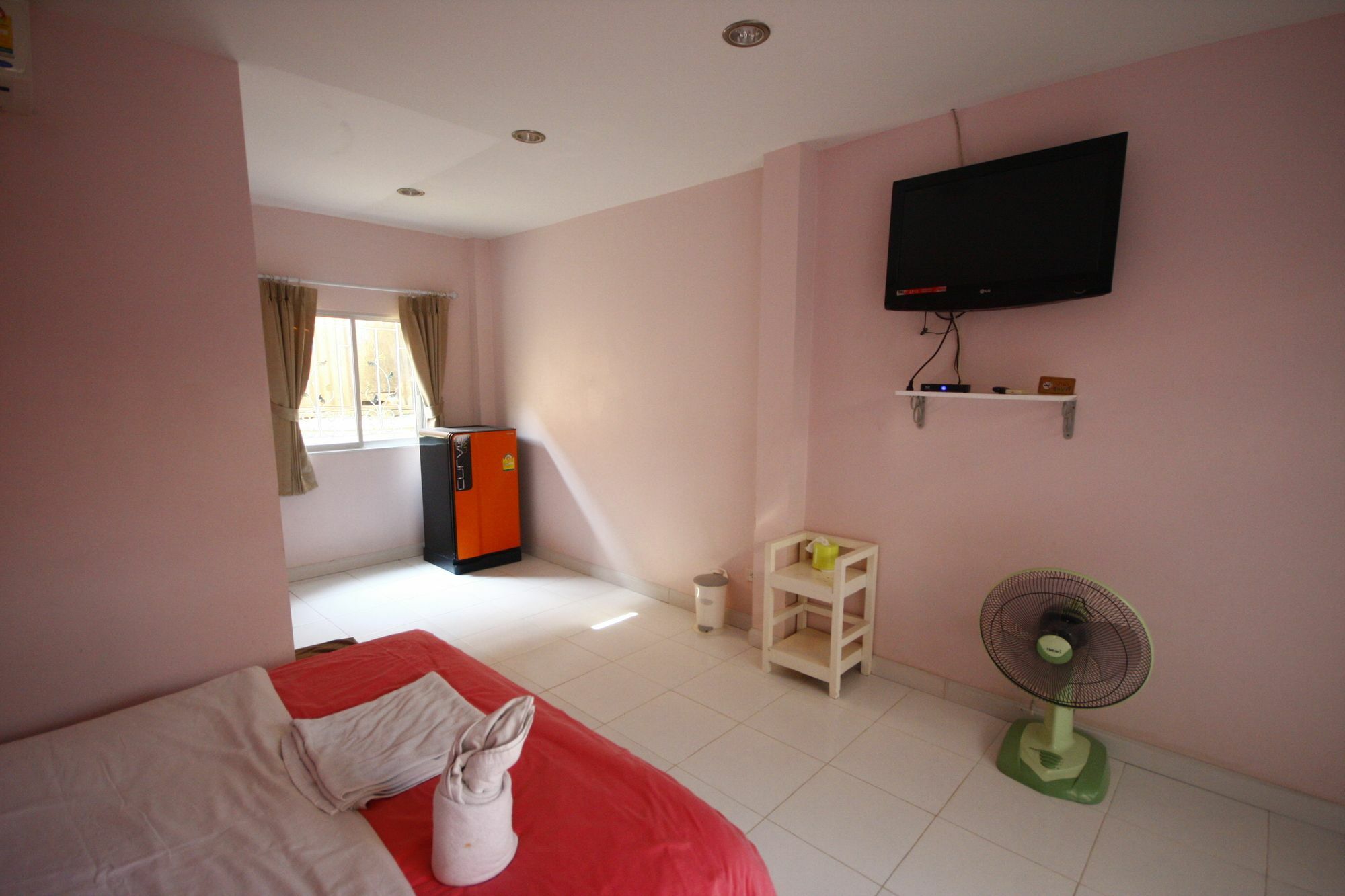 Tawaen Beach Resort 코란 외부 사진