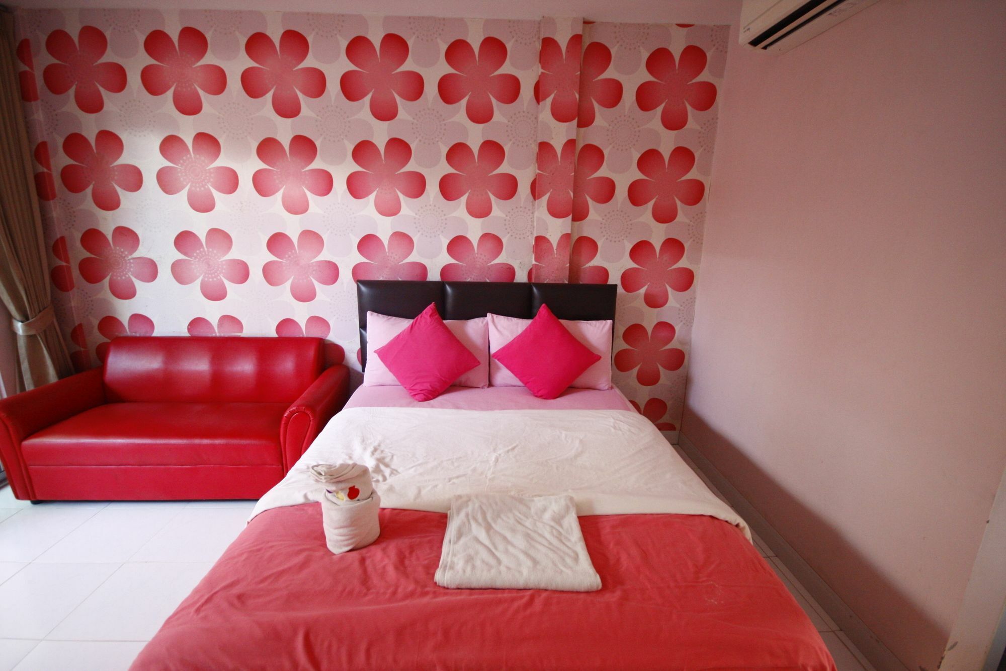 Tawaen Beach Resort 코란 외부 사진