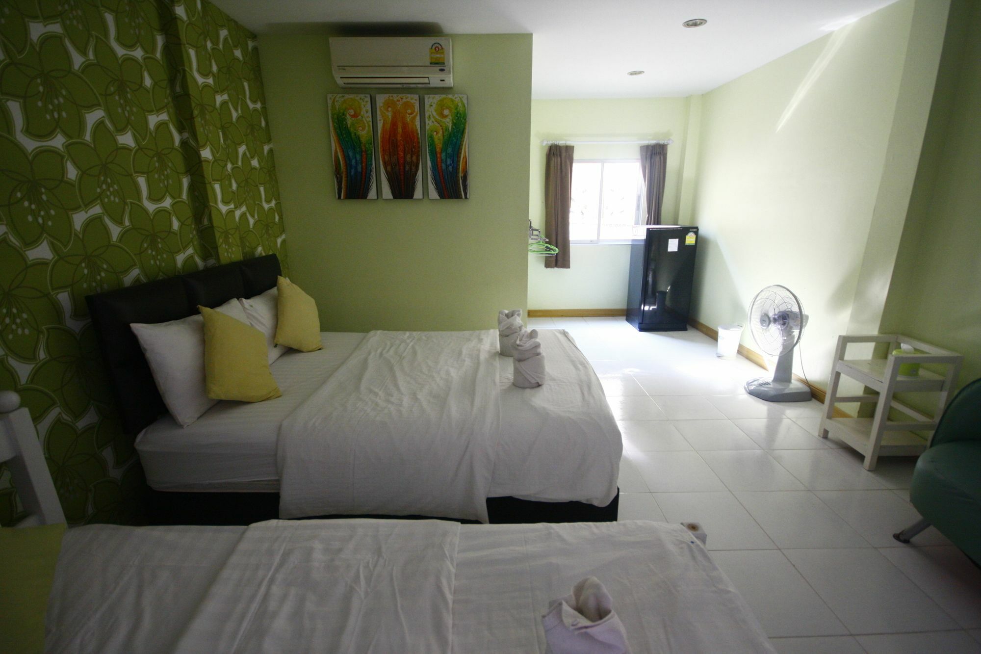 Tawaen Beach Resort 코란 외부 사진